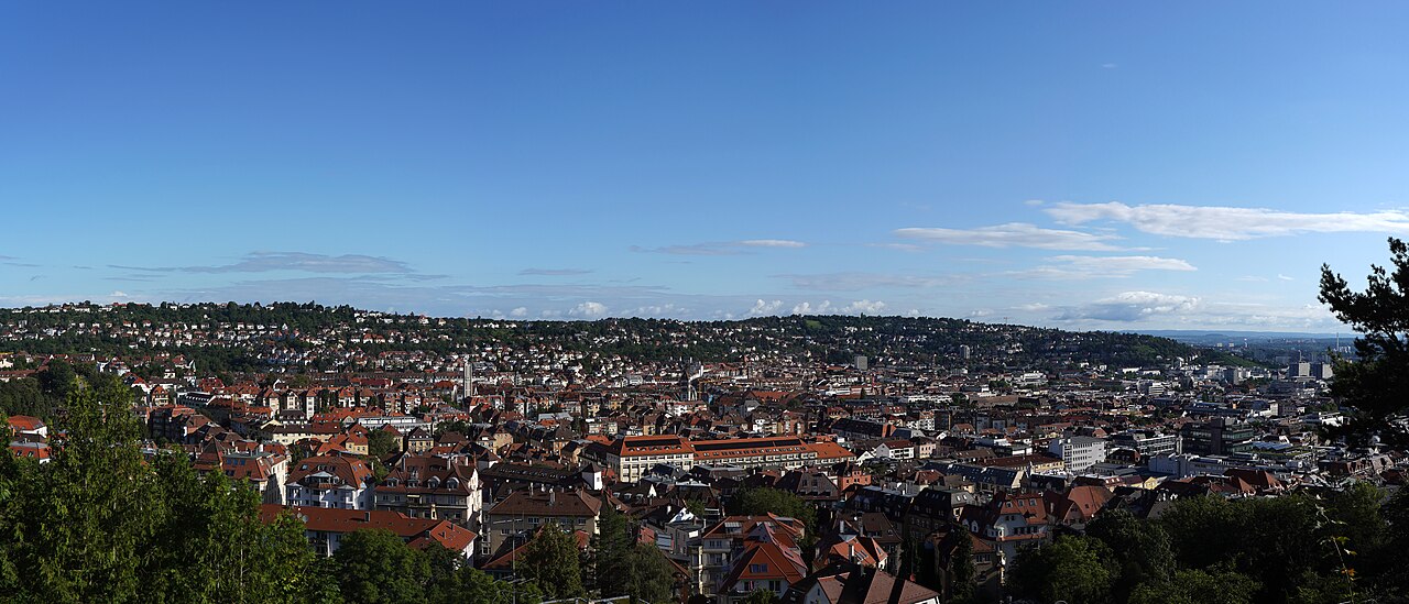 Panorama über Stuttgart-West vom Wasserbehälter an der Hasenbergsteige
